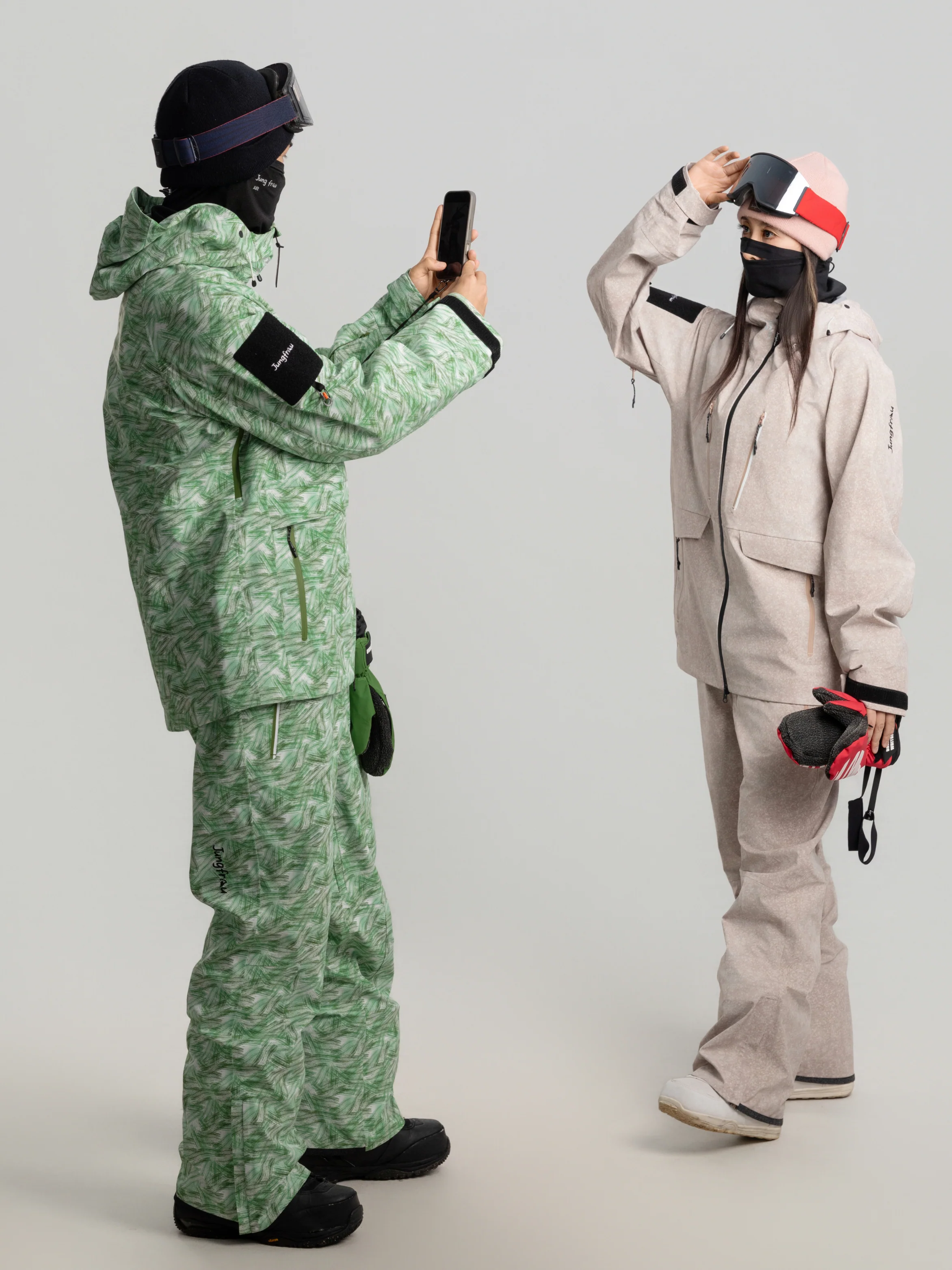 Jungfrau Aurora Green 3L Snow Suit - Unisex - Image 12